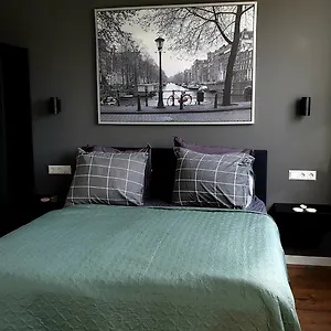 Amor Guesthouse Couette-café